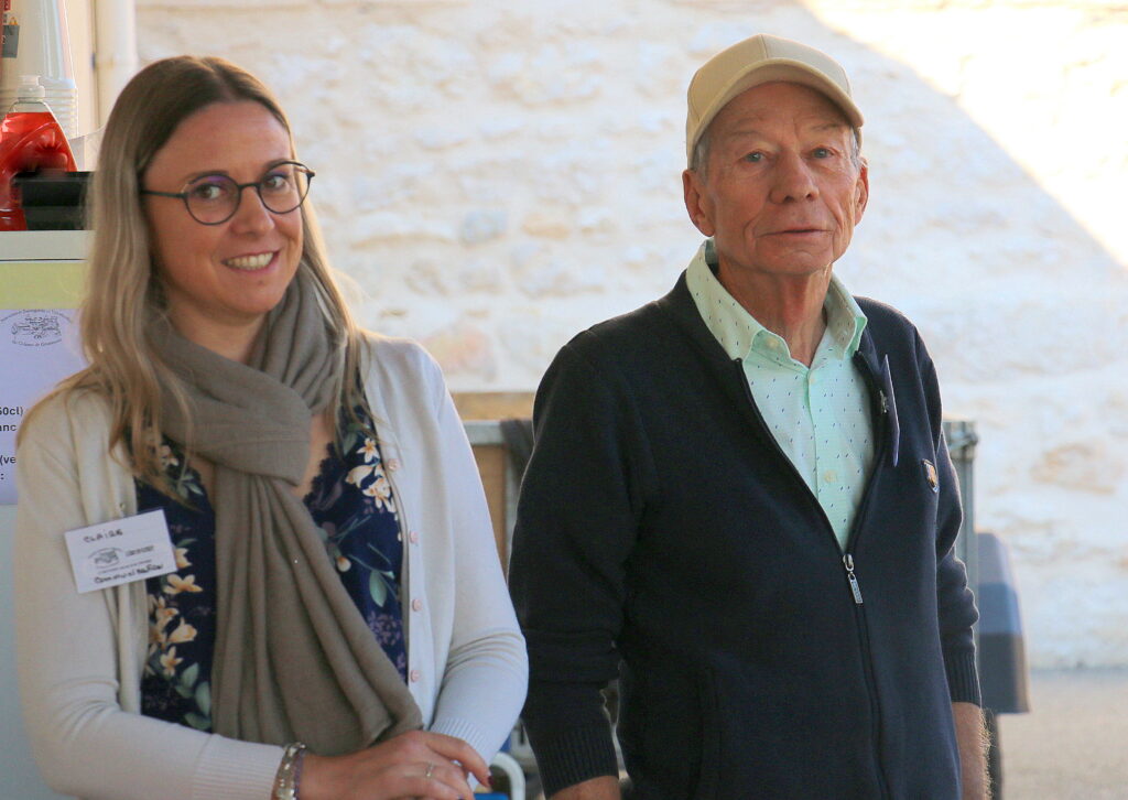 Barmaid et barman, Claire Daligand et Christian Savey